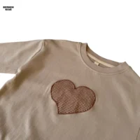 دورس دخترانه اسپرت و ساده رنگ نود با طراحی مینیمال