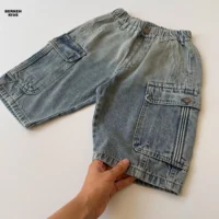 شلوارک جین آبی روشن خنک و تابستانی با افکت سنگ‌شور و کیفیت تضمینی