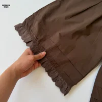 شلوارک واید دختراه قهوه ای جنس کتان کاغذی و خنک