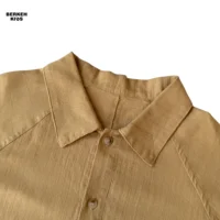 مدل لباس بچه گانه پسرانه نیمه استین با طراحی کلاسیک و فرم آزاد برای تحرک راحت