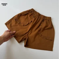 شلوارک دخترانه بچه گاه کوتاه قهوه ای مدل چین دار و جیب دار وارداتی