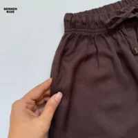 کیفیت دوخت بالا و پارچه تنفس‌پذیر شلوار لینن تابستانی ویژه کودکان و نوجوانان