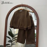 استایل کره ای پسرانه با ست دورس سنگشور و شلوار آزاد